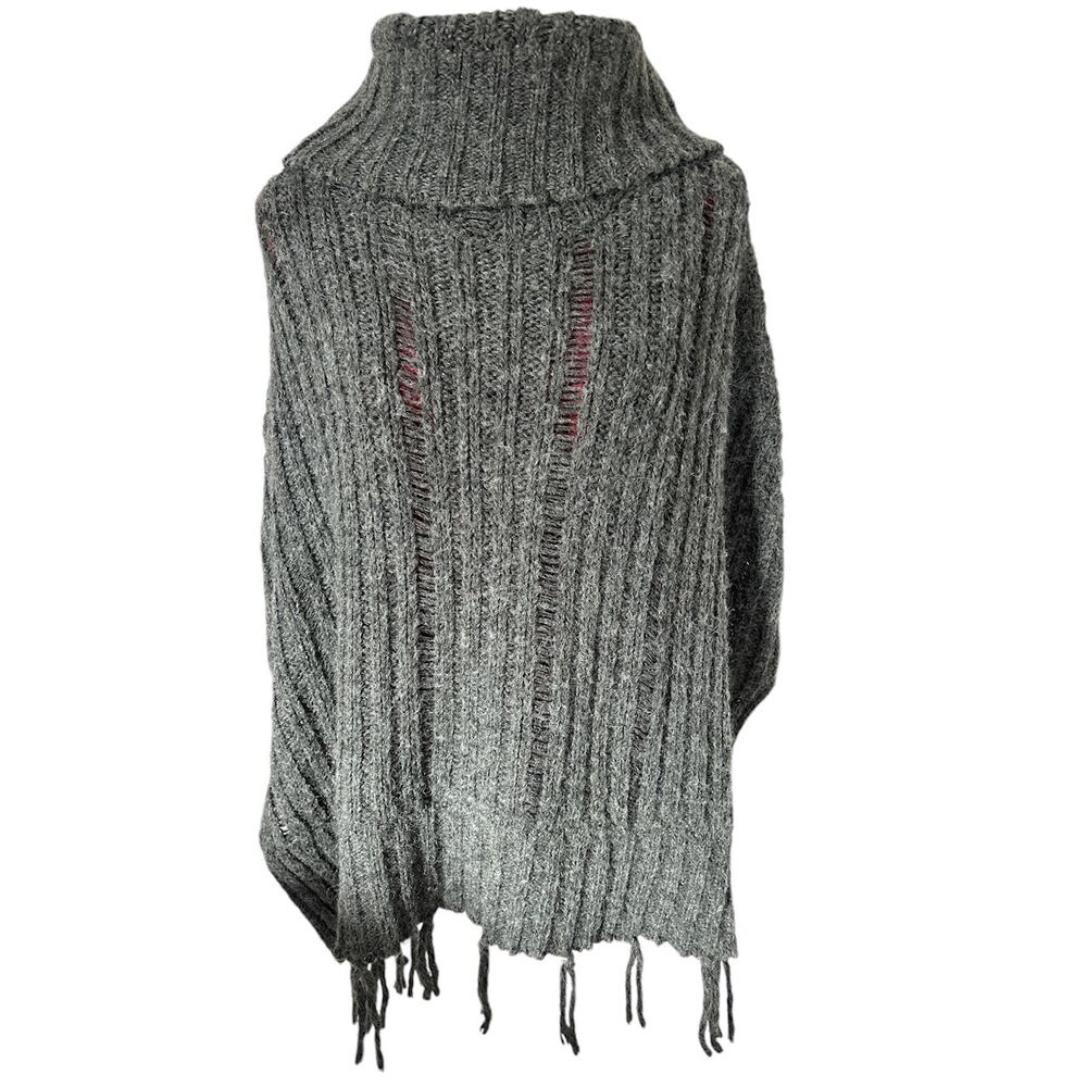 Easy Jet Women’s One Size Mohair‎ Blend Gray Knitted Tasseled Poncho